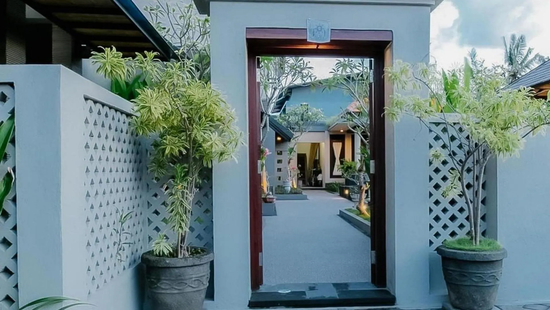 Arimanu Rooms Kuta  0*, Kuta (Bali) Indonesia