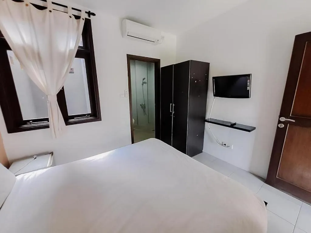 Arimanu Rooms Kuta  Kuta (Bali)
